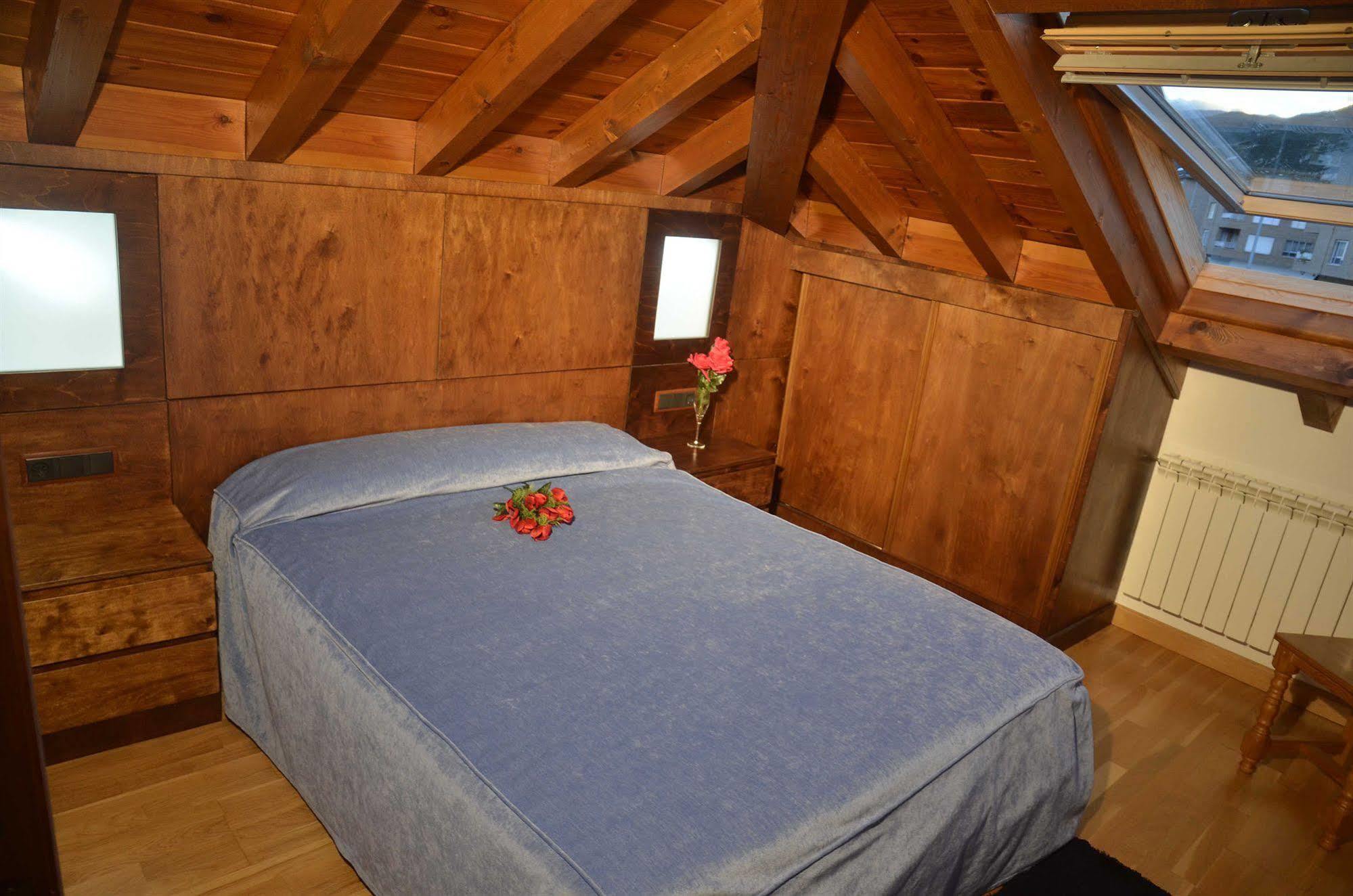 Apartamentos Spa Cantabria Infinita Cillorigo de Liebana Exterior foto